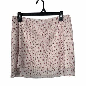 Full Tilt Floral Layered Mini Skort - Size Large
NWT - Waist 15”